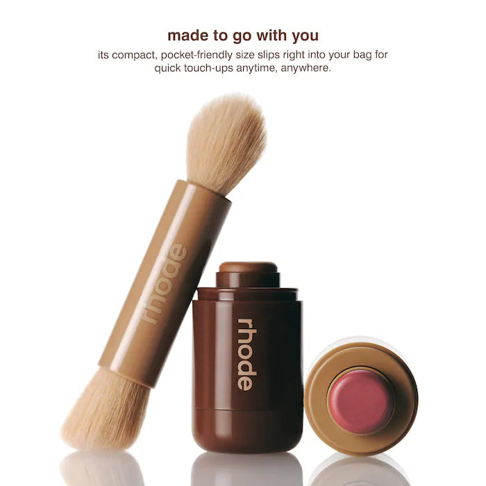 Pocket Brush Double-Ended Makeup Brush